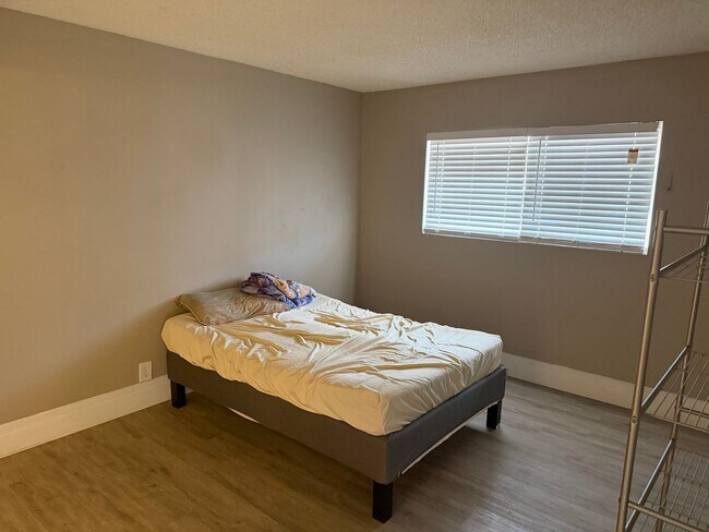 Foto del edificio - 1 Bedroom 1 Bath In Central Las Vegas