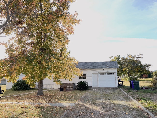 Building Photo - 6910 Carnelian St