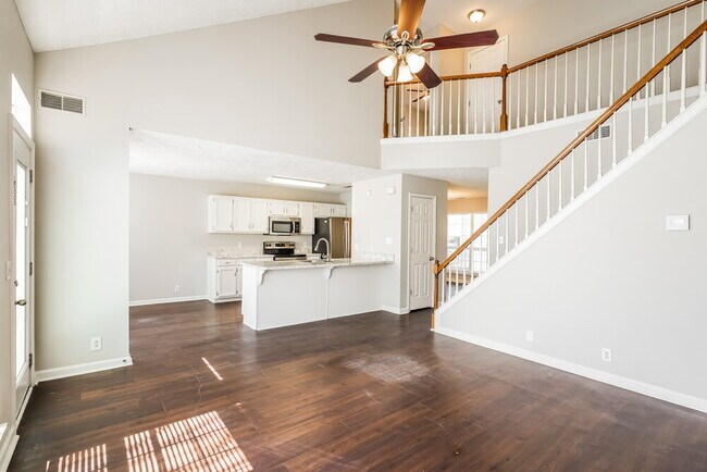 Foto del edificio - 3134 Creekview Ln