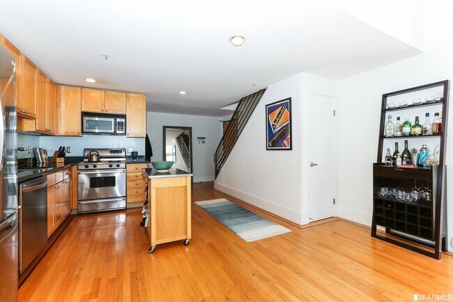 Building Photo - 468 Tehama St