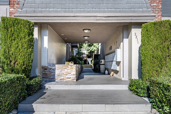 Entrance - The Foothills at Eaton Canyon