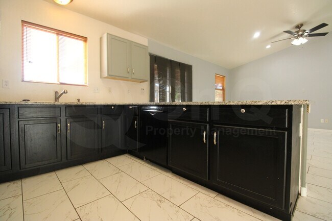 Foto del edificio - 7654 S Freshwater Pearl Dr