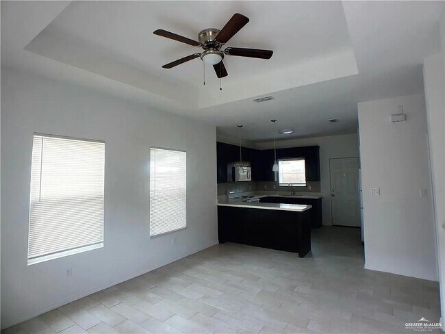 Foto del edificio - 10 10th St