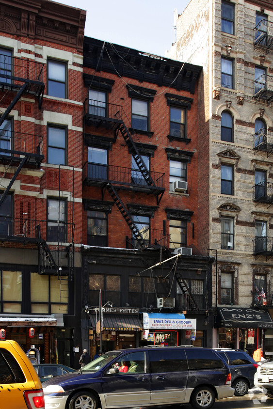 Building Photo - 123 2nd Ave