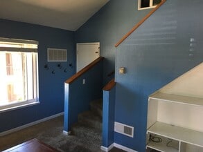 Building Photo - 1200 S Riordan Ranch St