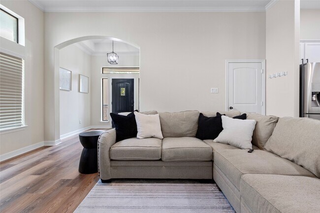 Foto del edificio - 711 Audra Ln