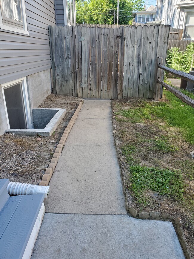 East Side / Backyard Entrance - 3558 Jones St