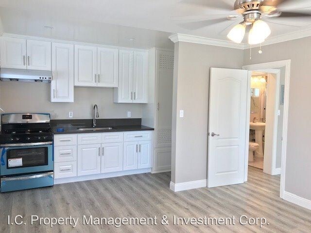 Foto del edificio - 2705 W Main St