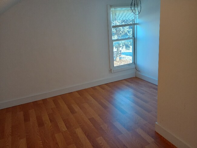 Foto del edificio - 613 N 3rd St