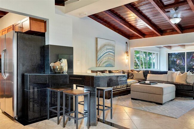 Foto del edificio - 2642 Flamingo Ln