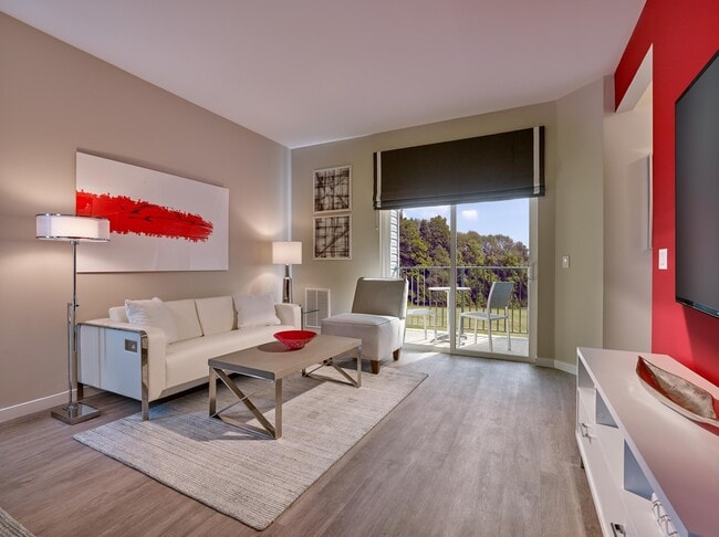 Interior Photo - Southgate Middletown