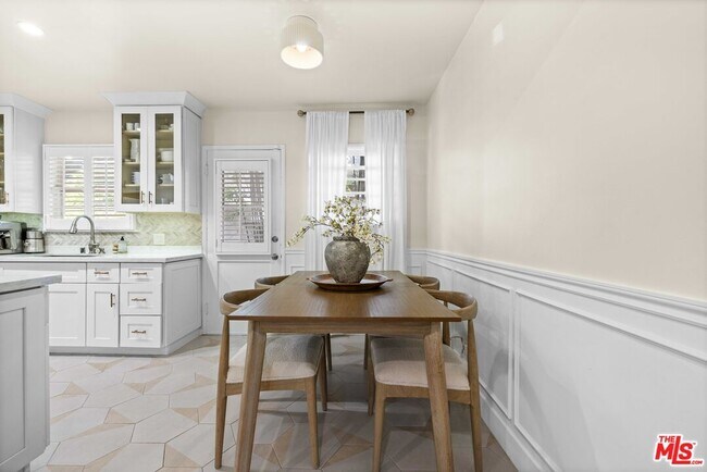 Foto del edificio - 1325 Washington Ave