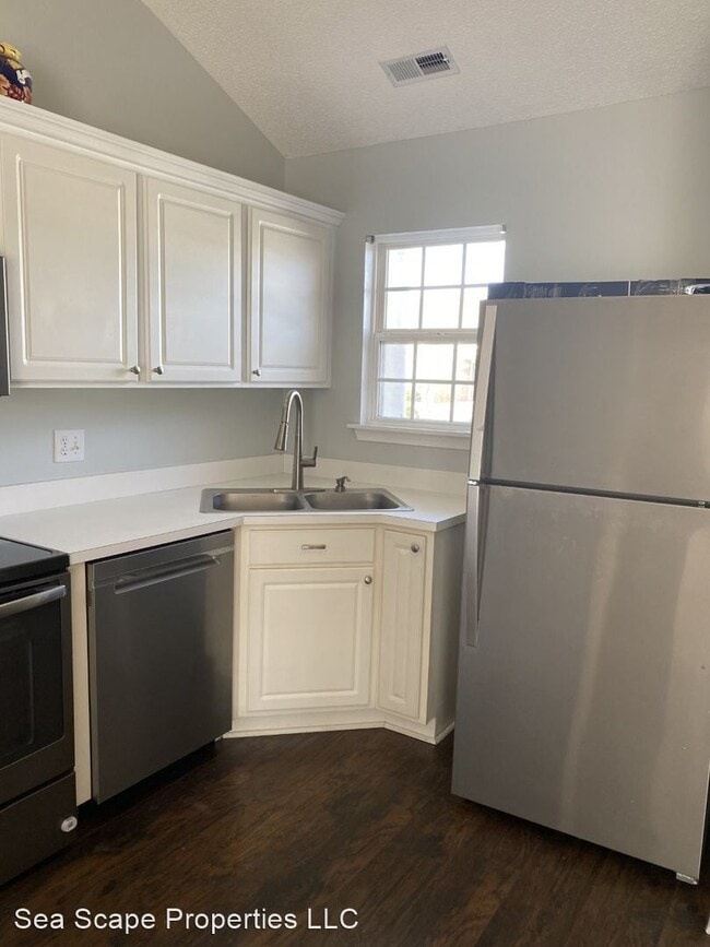 Building Photo - 2 br, 2 bath House - 3012 Lauren Place #103