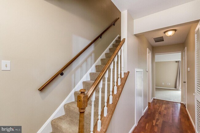Building Photo - 14447 Cool Oak Ln