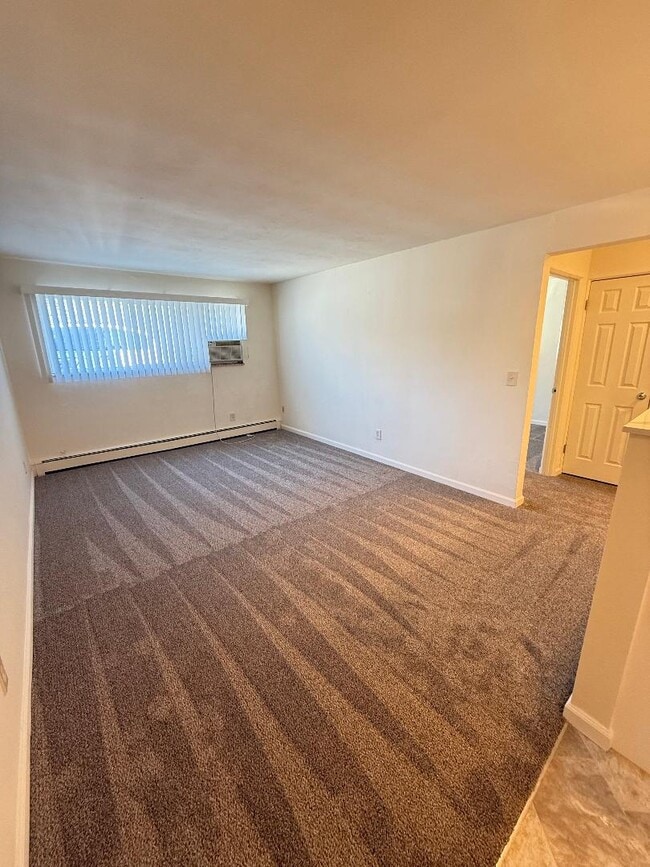 Foto del edificio - Foxwood Apartments