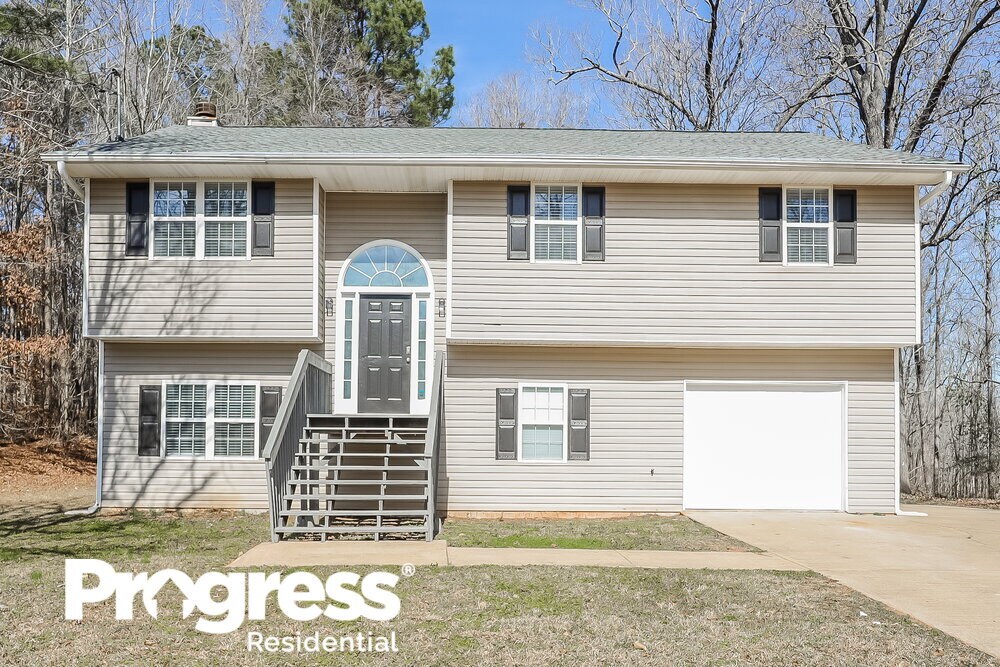 295 Widgeon Dr, Newnan, GA 30263 House for Rent in Newnan, GA