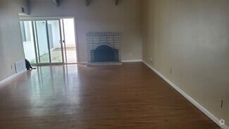 Building Photo - 2612 El Goya Dr