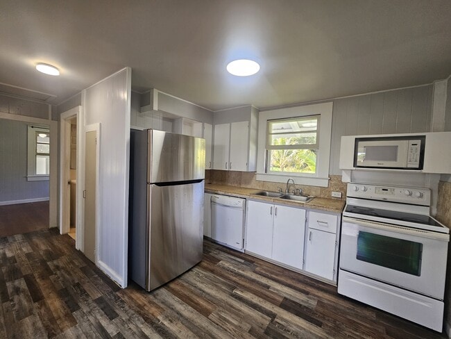 Building Photo - 1276 Wailuku Dr