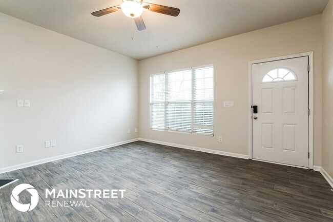 Foto del edificio - 236 Purple Leaf Rd