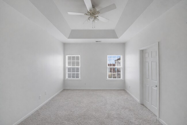 Foto del edificio - Townhomes at Ayrsley: Stunning 3-Bedroom Home with Modern Flair!