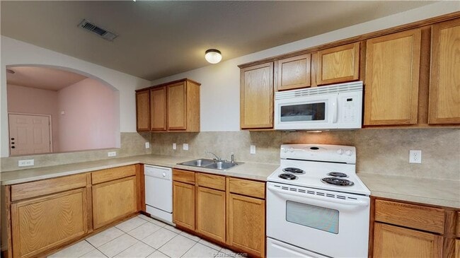 Building Photo - 3527 Paloma Ridge Dr