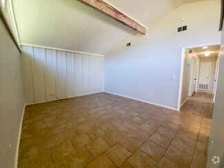 Building Photo - 32 Cheyenne Dr