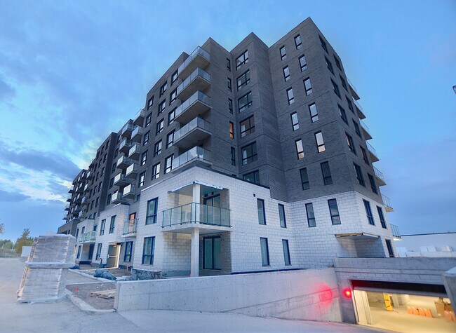 Photo du bâtiment - 1431 Av. de la Gare