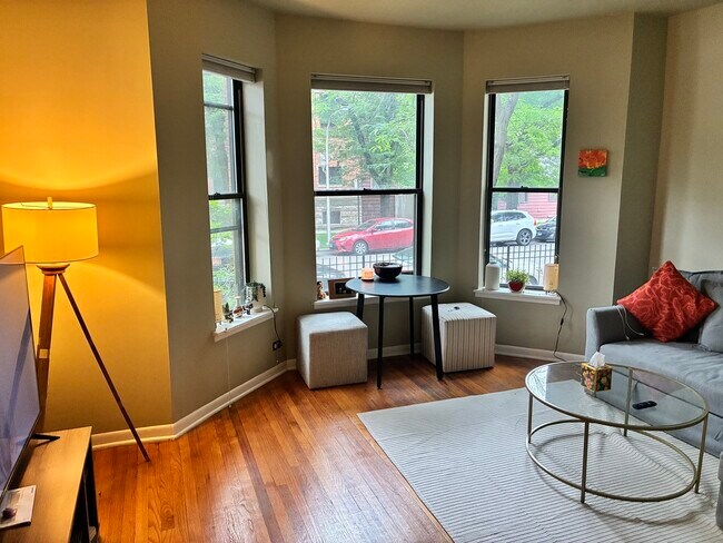 Foto del edificio - 902 W Grace St