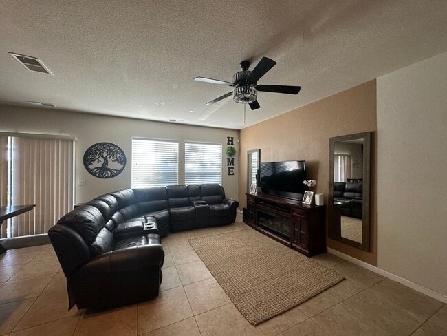 Building Photo - 1453 Rosy Dawn Ln