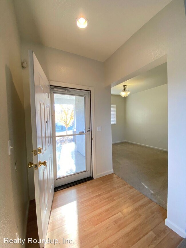 Foto del edificio - 3 br, 2 bath House - 7940 Kelvedon Way