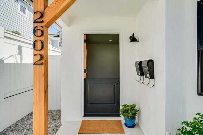 Foto del edificio - 2602 Huntington Ln