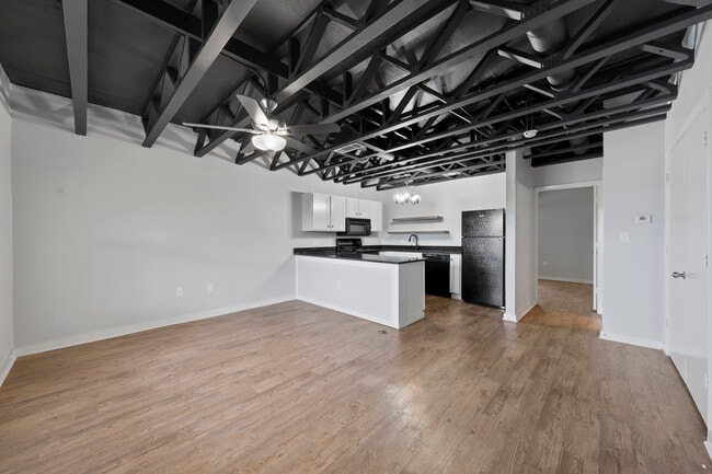 Building Photo - Allen Place