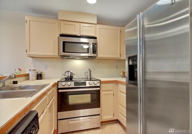 Foto del edificio - 22810 30th Ave S