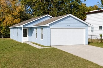Building Photo - 2200 Elizabeth Ave