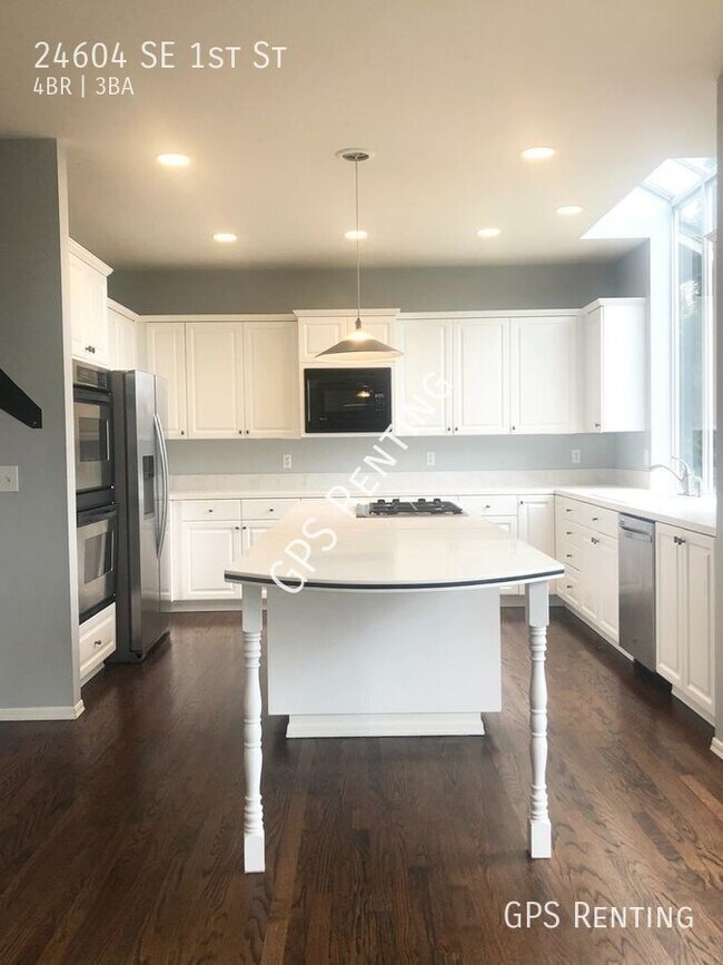 Building Photo - Stunning Sammamish 3500 sq.ft. Two Story Home