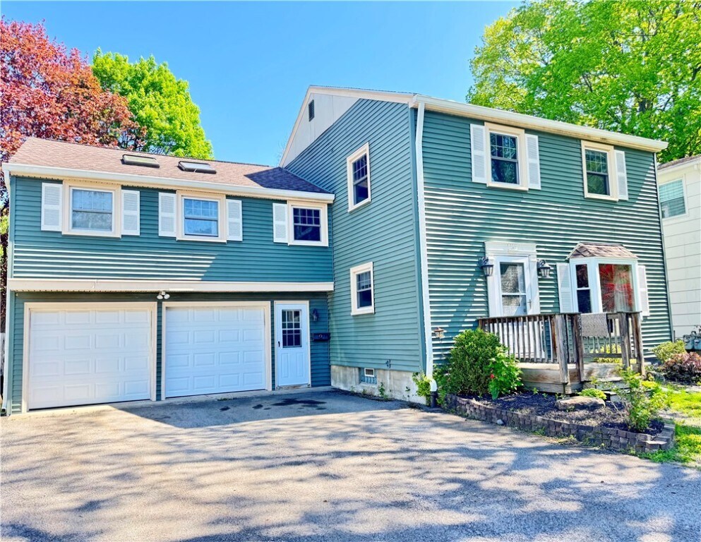 Foto principal - 231 E Spruce St