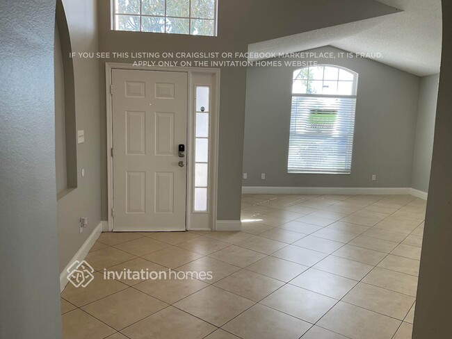 Foto del edificio - 11875 Hatcher Cir