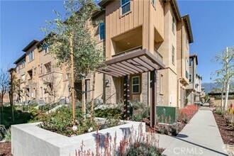 Building Photo - 7458 Solstice Pl