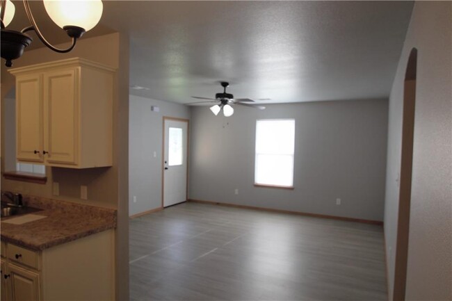 Building Photo - 144 Strozier Ln
