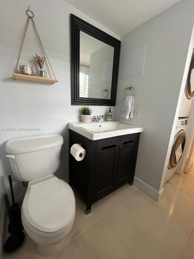 Foto del edificio - 5570 SW 70th Pl S