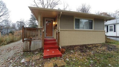 Building Photo - 4819 Carvel Ave