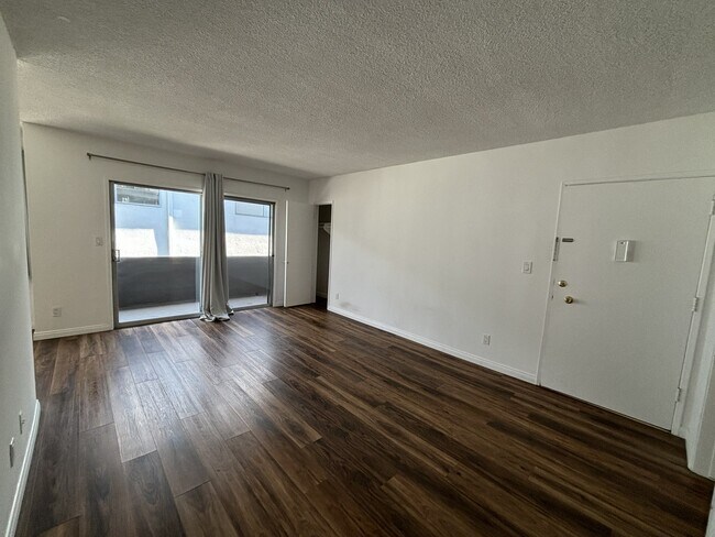 Foto del edificio - 11707 Kiowa Ave