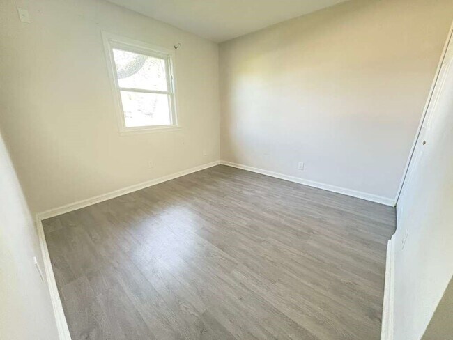 Foto del edificio - Edenroc Ln.