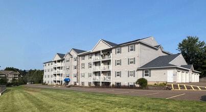 Building Photo - 39 Pleasant Street