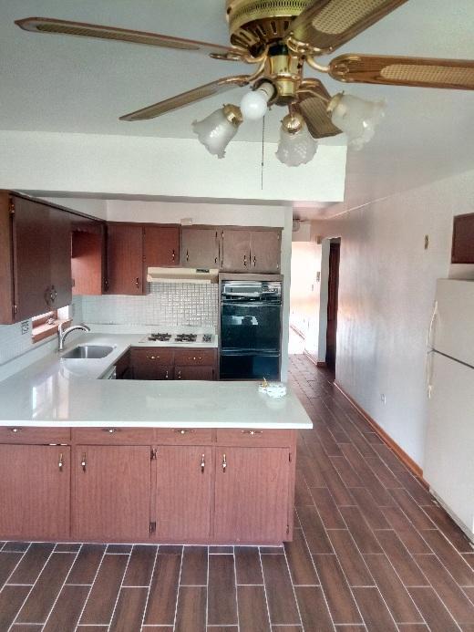 Building Photo - 6042 S Kolmar Ave