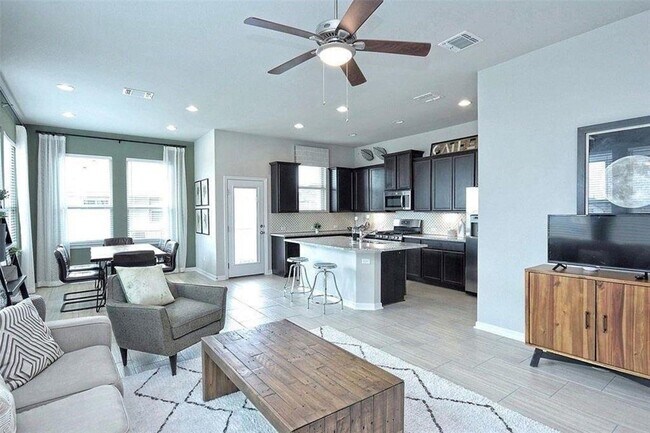 Foto del edificio - 2311 Dillon Pond Ln