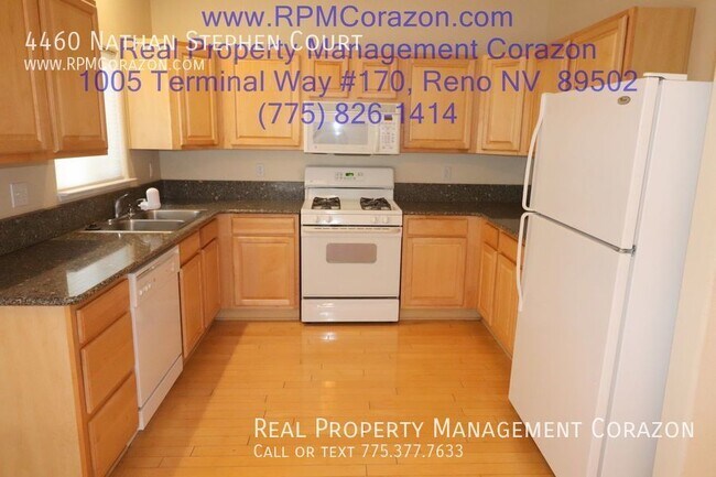 Building Photo - Terrific Townhouse in North Reno!