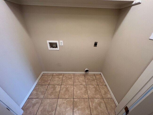 Foto del edificio - 1811 Wilder Ln