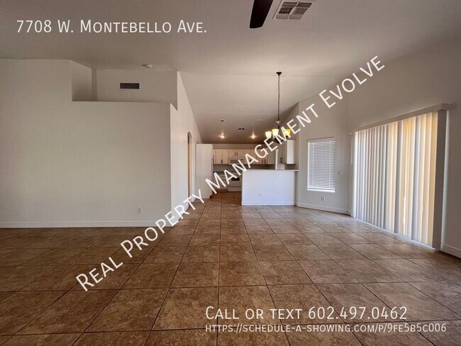 Building Photo - Freshly Painted Glendale Beauty!