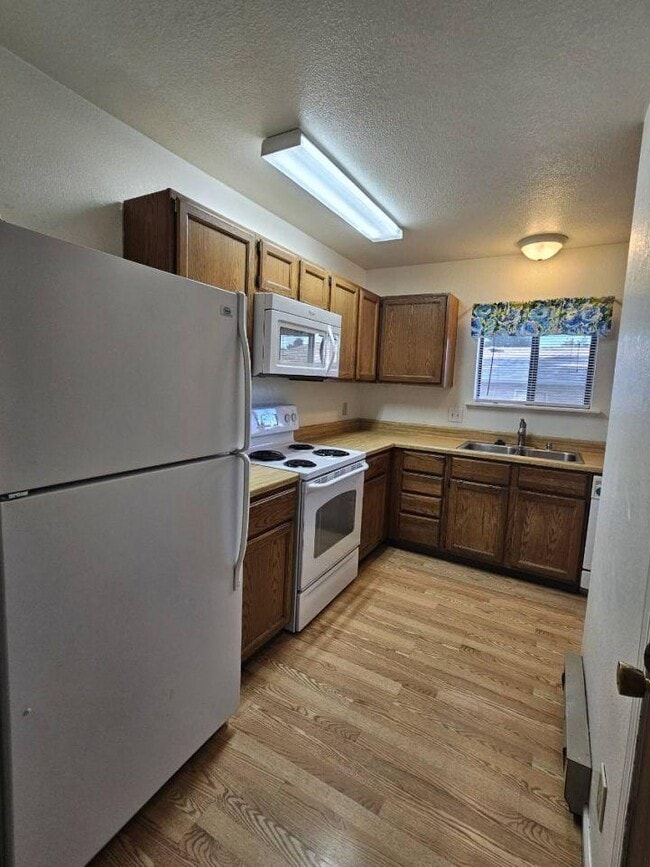 Building Photo - 3 bedroom in Billings MT 59102